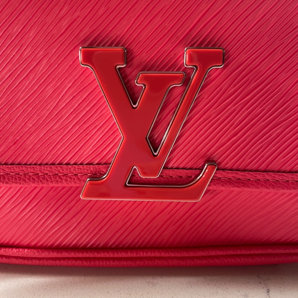 Louis Vuitton Buci Crossbody Bag Epi Leather